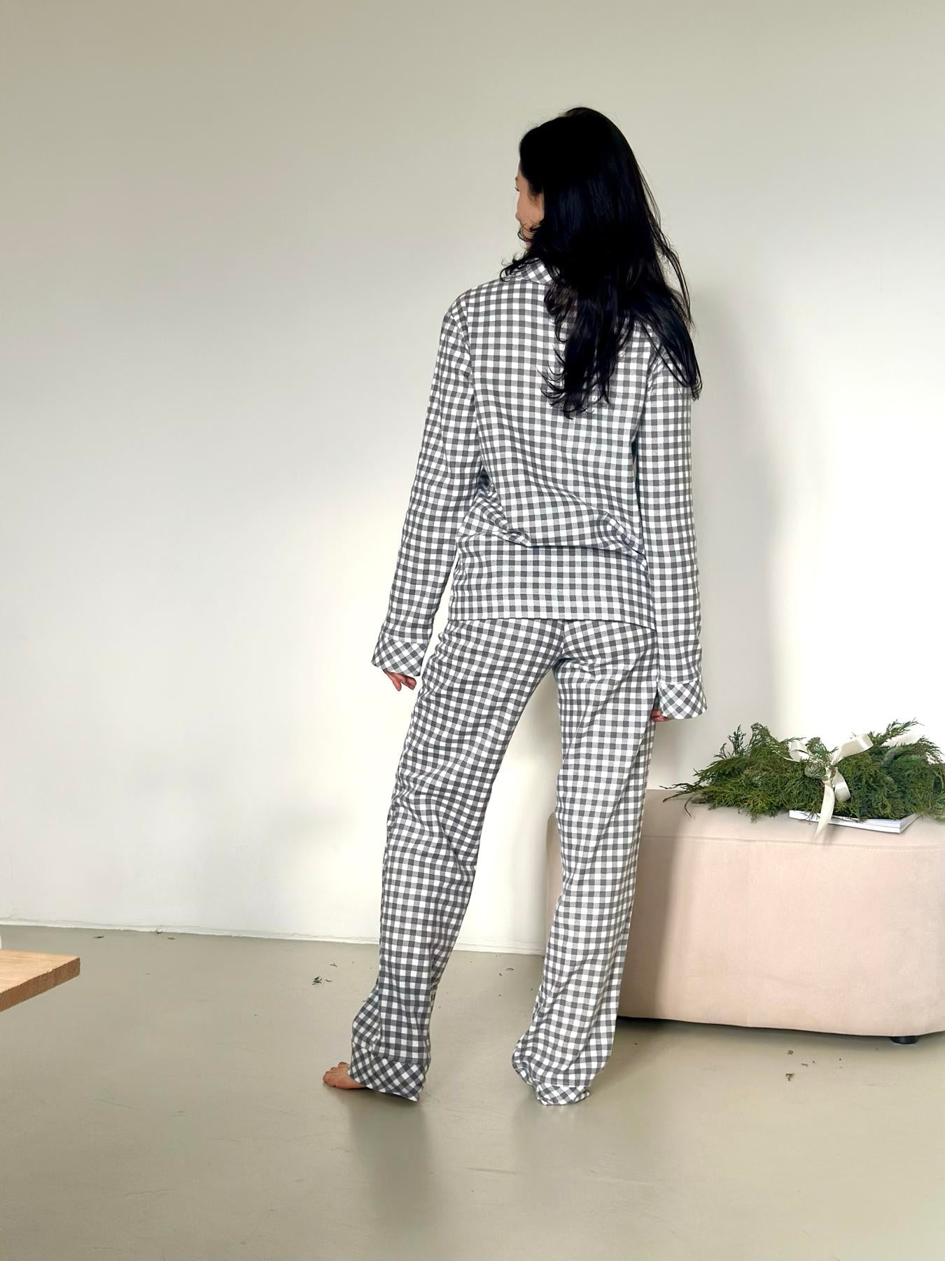 Жіноча піжама з фланелі, сіро-біла клітинка, комплект сорочка і штани