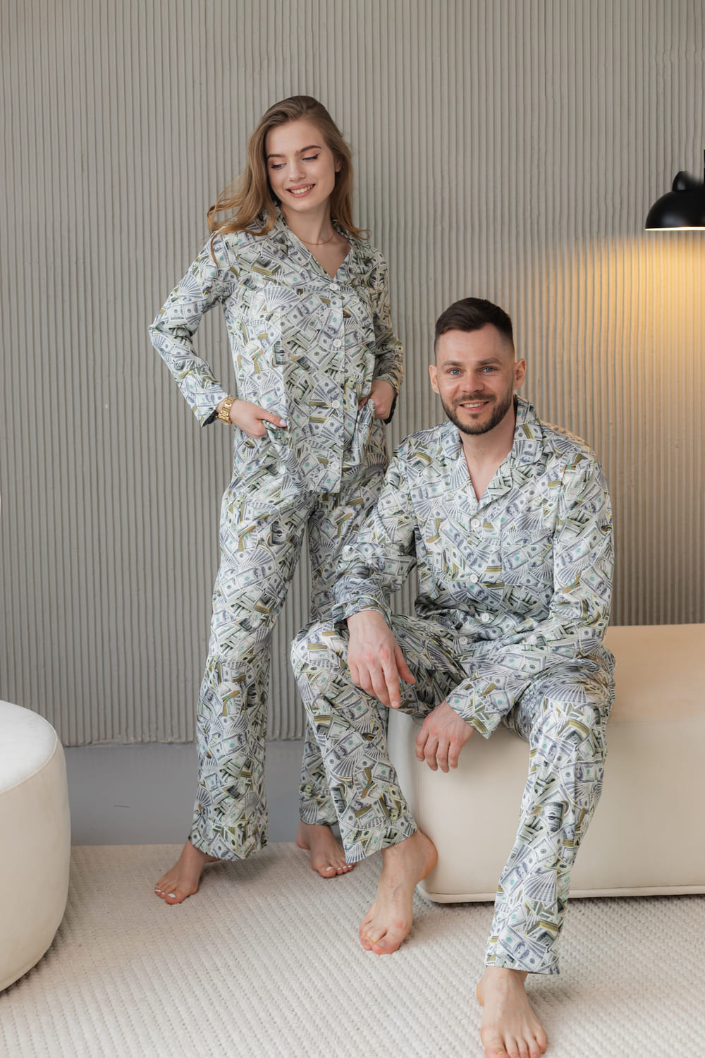 Жіноча піжама Армані шовк. Літній домашній костюм. Сорочка та штани . Принт гроші долари