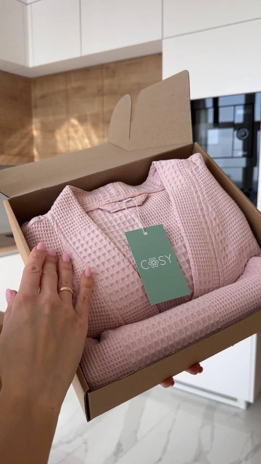 Жіночий подарунковий набір Мозаїка з халатом і рушником у коробці, колір пудра