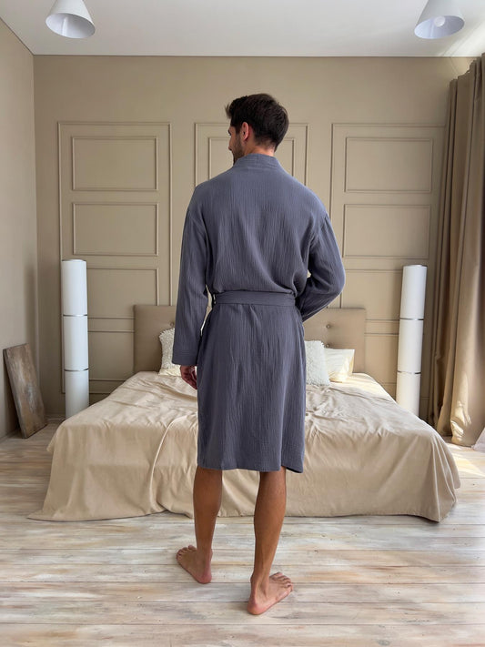 Чоловічий халат із мусліну темно-сірий з синім відтінком Estet