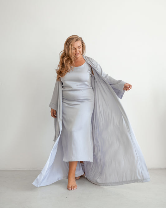 Елегантний жіночий халат шовк Армані Anetta максі довжини з широкими рукавами та поясом, модель також в нічній сорочці