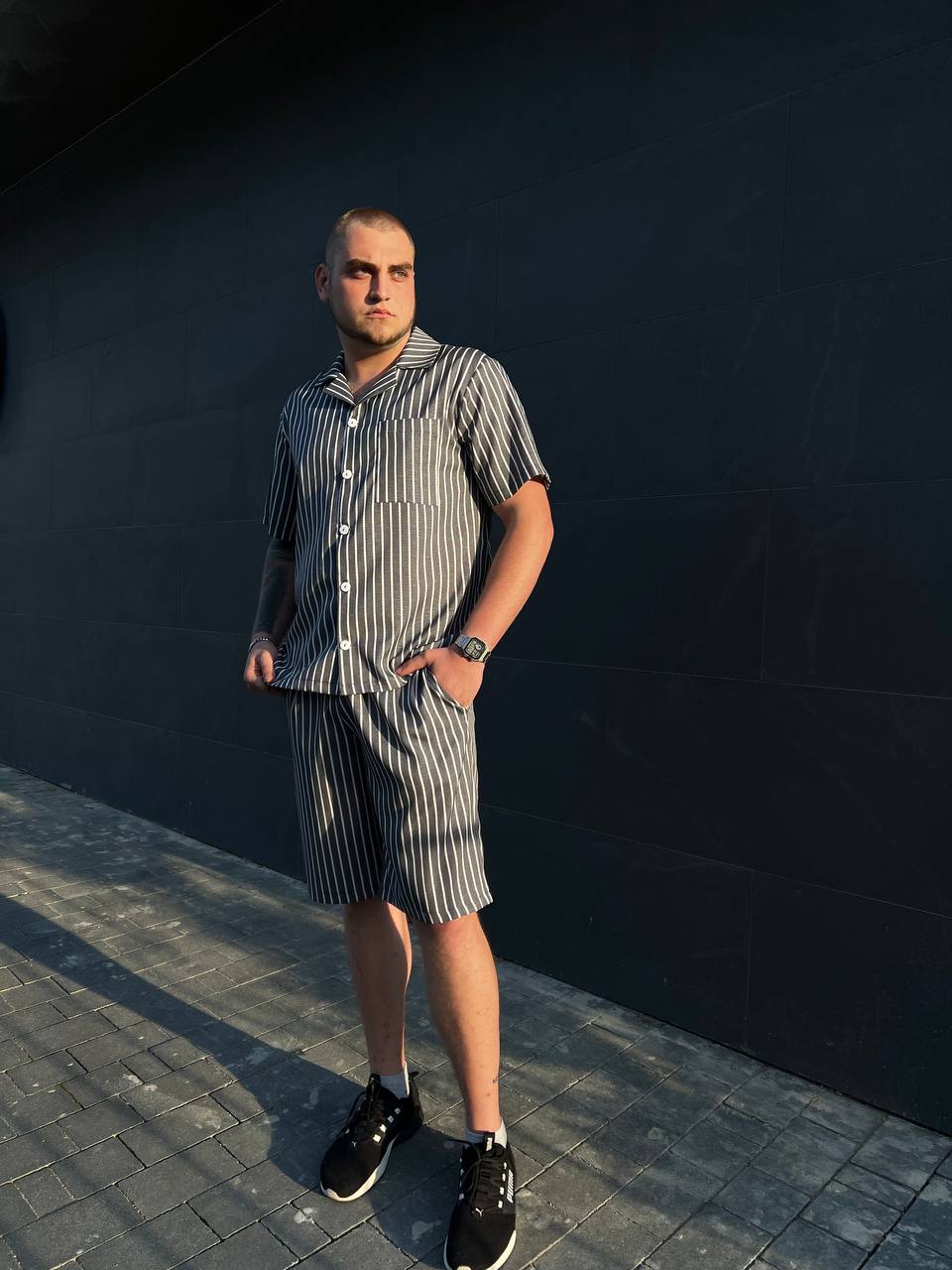 Чоловіча піжама, літній костюм з льону. Сорочка та шорти в смужку колір графіт