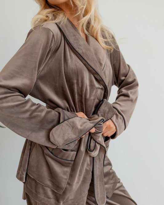 Парні піжами велюр плюш коричневий на запах. Теплі стильні піжами