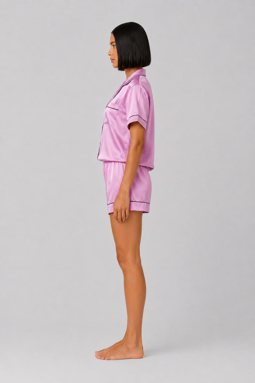Шовкова піжама Pink Satin на моделі фронтальний вигляд