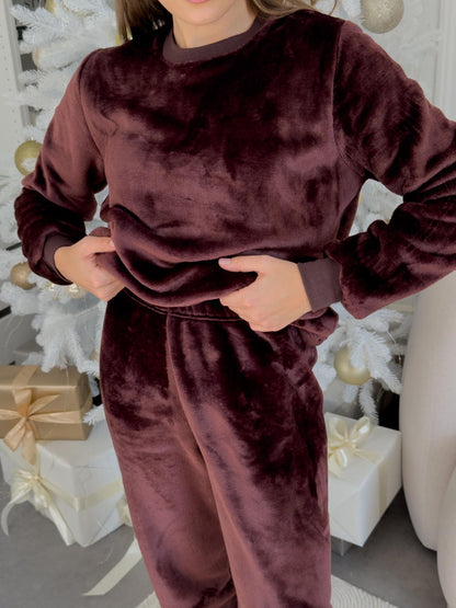 Жіноча тепла піжама з велсофту шоколадного кольору