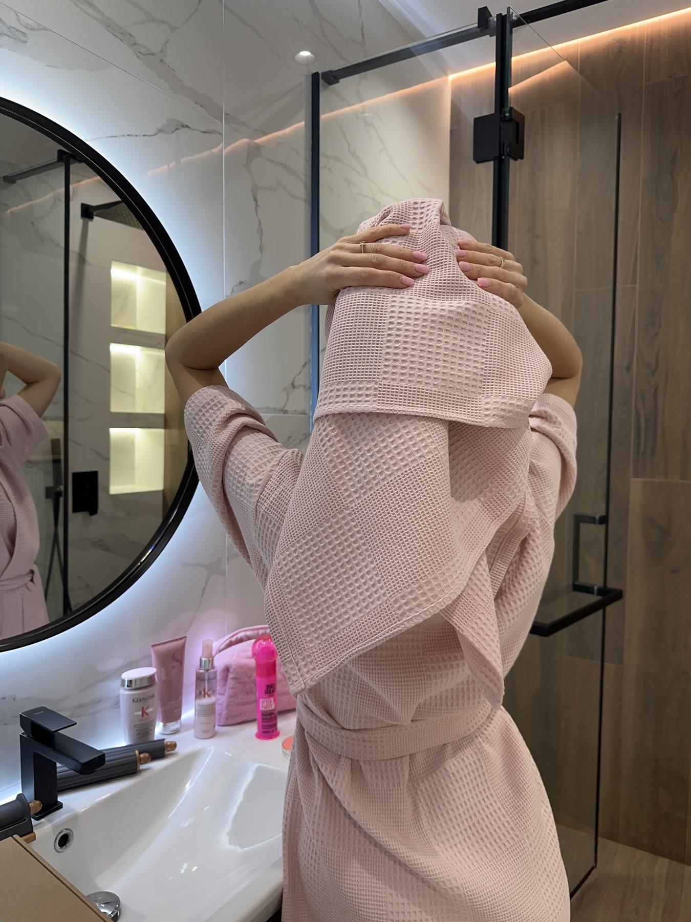 Жіночий подарунковий набір Мозаїка з халатом і рушником у коробці, колір пудра