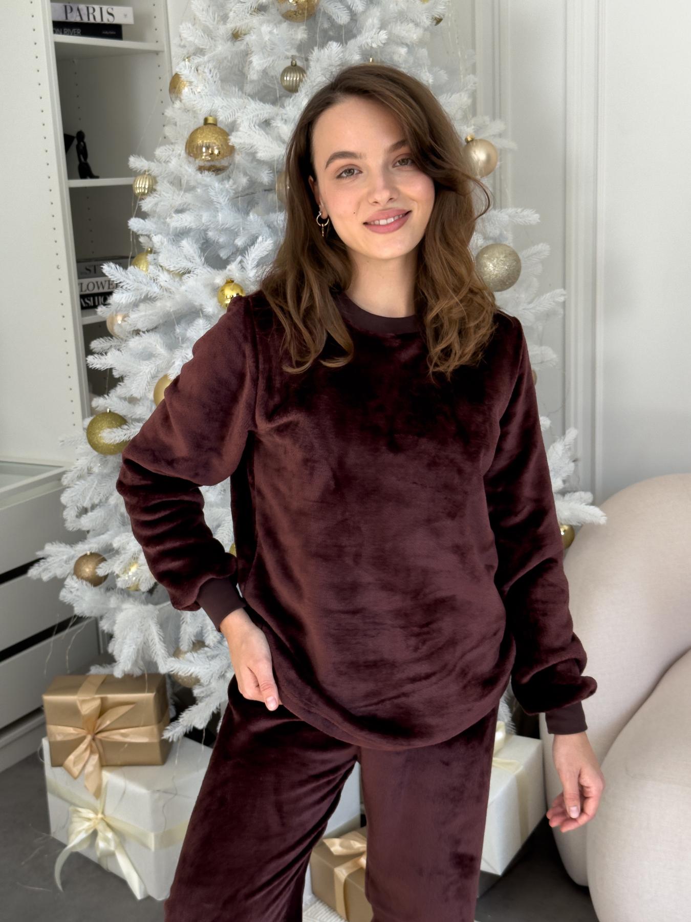 Жіноча тепла піжама з велсофту шоколадного кольору