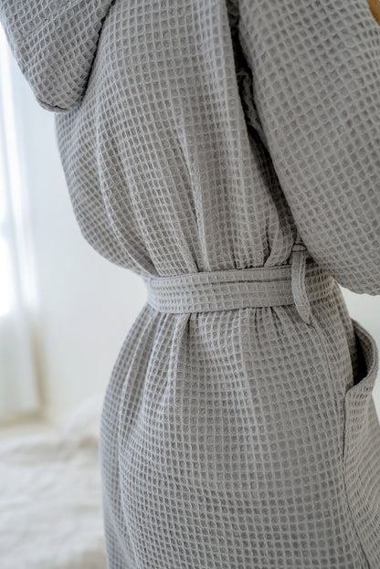 Жіночий вафельний халат з капюшоном, сірий, 100% бавовна