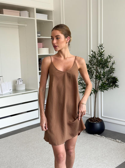 Жіночий подарунковий набір Boho Chic Кориця: халат і сорочка на бретельках, коричневий