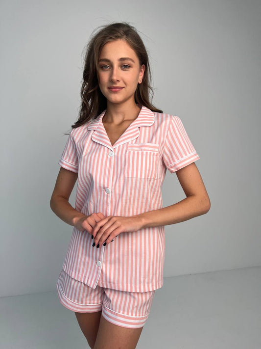 Жіноча піжама рожева в смужку з бавовни. Комплект сорочка з шортам. БК
