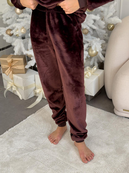 Жіноча тепла піжама з велсофту шоколадного кольору