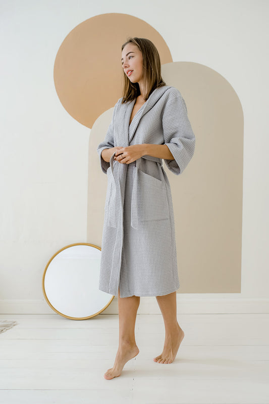 Жіночий вафельний халат з капюшоном, сірий, 100% бавовна