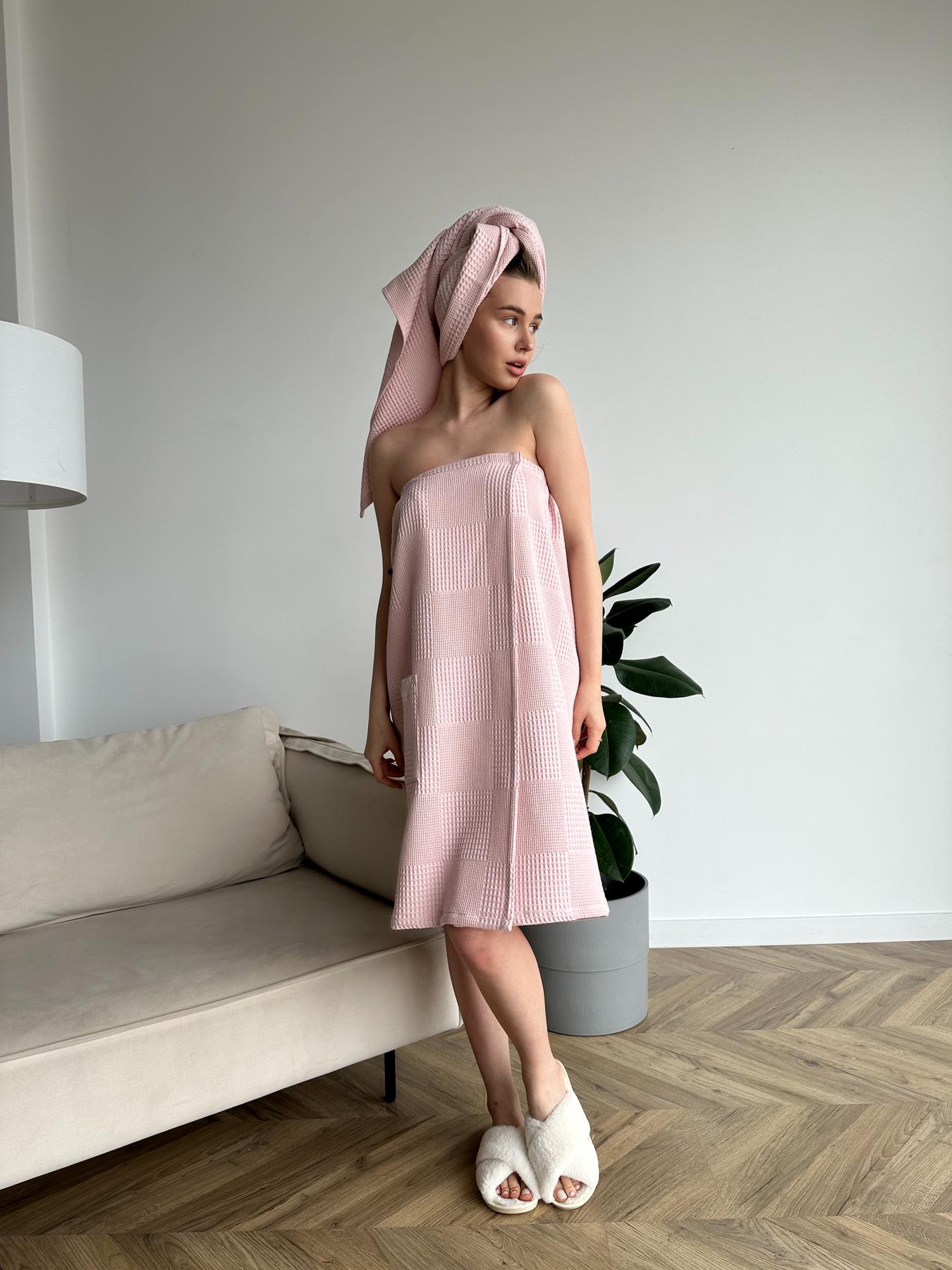 Жіночий подарунковий набір для лазні/сауни Мозаїка, парео з липучкою та банний рушник, колір пудра