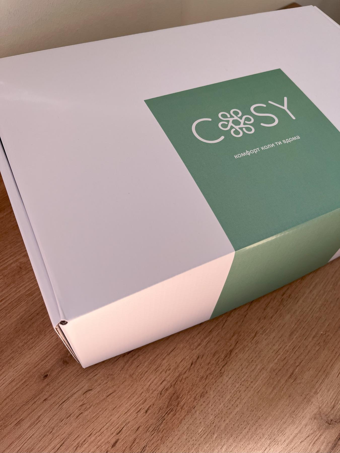 Жіночий подарунковий набір: вафельний халат і банний рушник, сірий колір