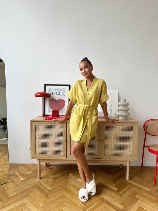 Жіночий короткий халат із мусліну Hawaii гірчиця