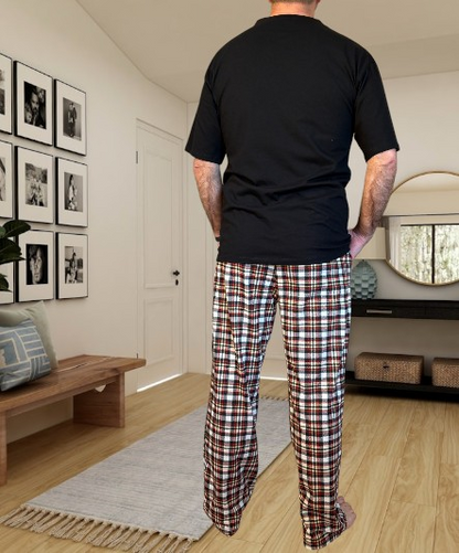 Чоловічий піжамний комплект City Chill, штани в клітинку та чорна футболка