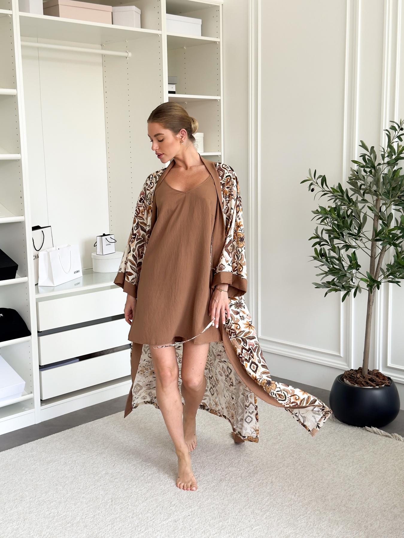 Жіночий подарунковий набір Boho Chic Кориця: халат і сорочка на бретельках, коричневий