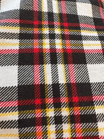 Чоловічий піжамний комплект 'City Chill' з футболкою чорною та шортами в клітинку