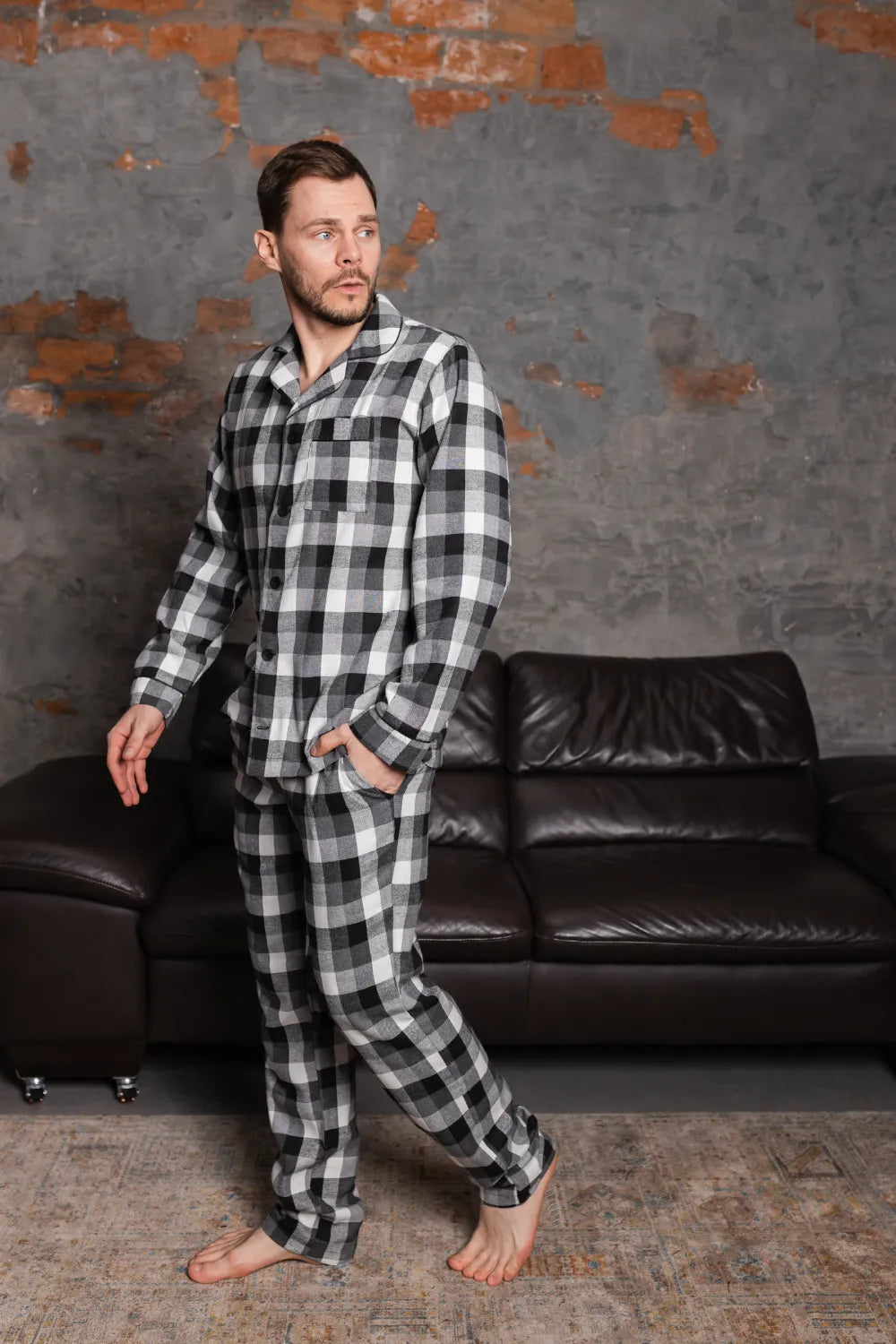 Чоловіча піжама в клітинку з байкової фланелі, чорний та білий, тепла зимова піжама для комфортного сну – ідеальний вибір для чоловічих піжам.