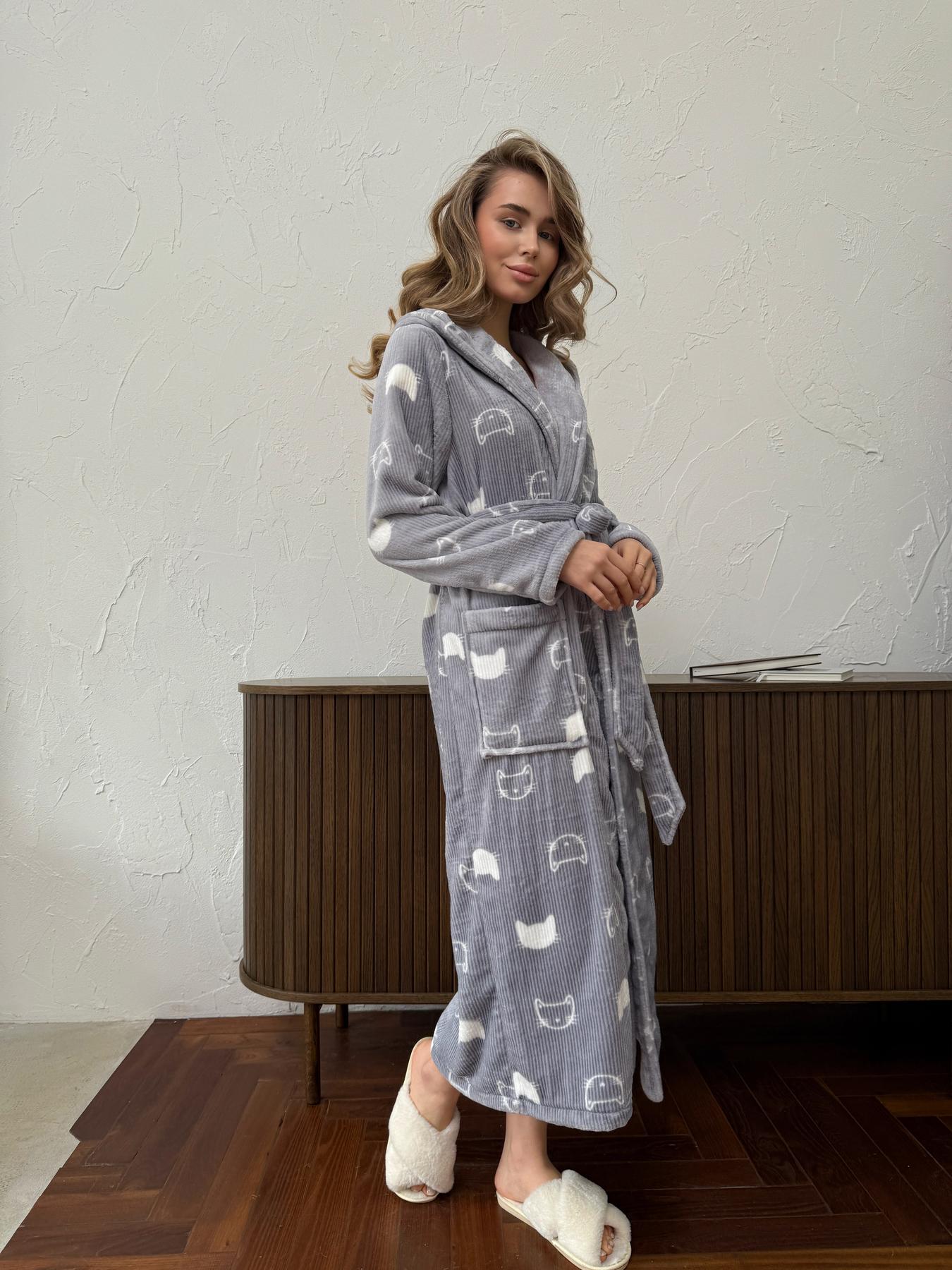 Жіночий теплий халат "Котики" з подвійним капюшоном, велсофт, сірий колір