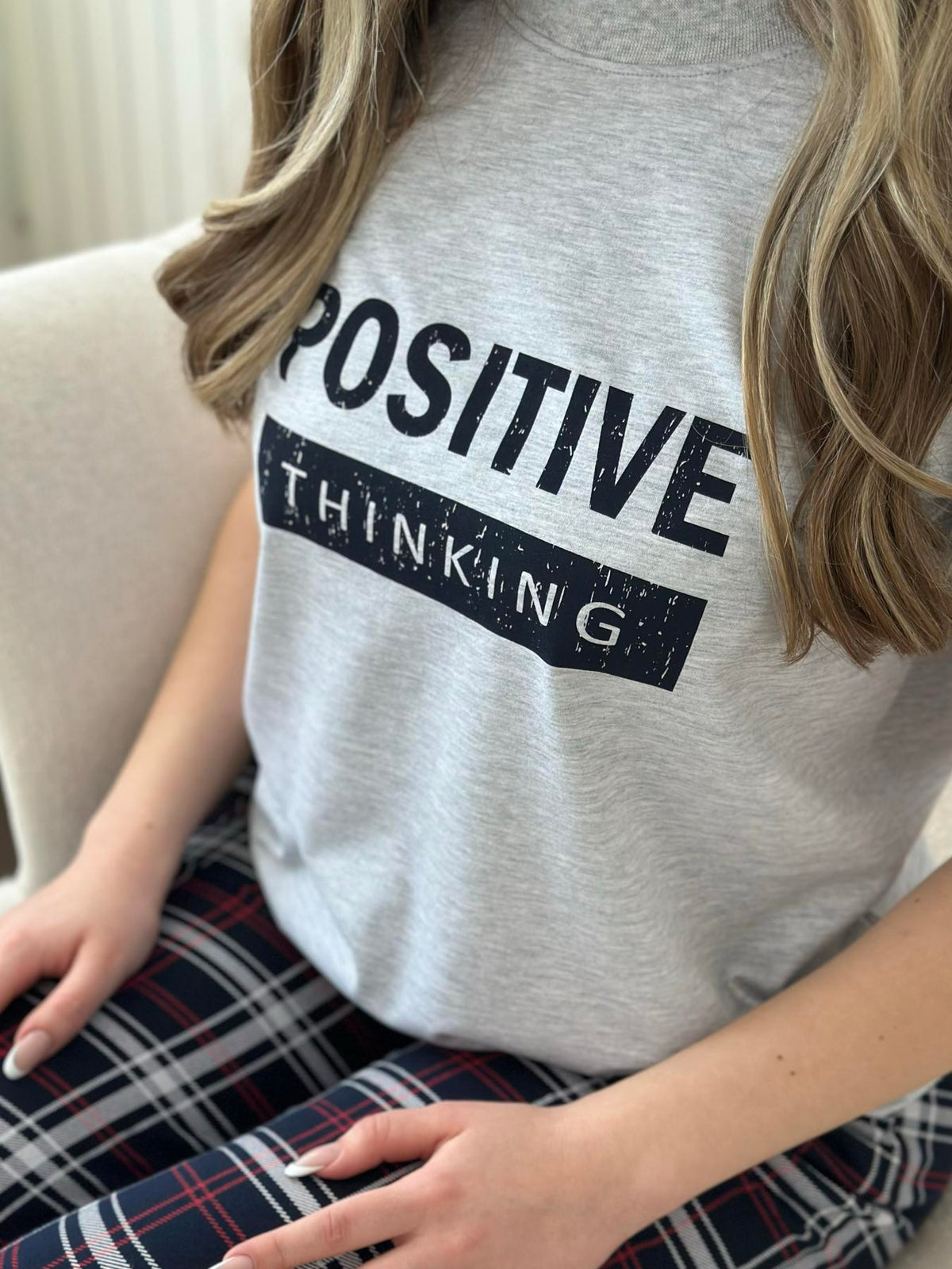 Піжама жіноча комплект штани+футболка Positive thinking, трикотаж сірий — фото 7