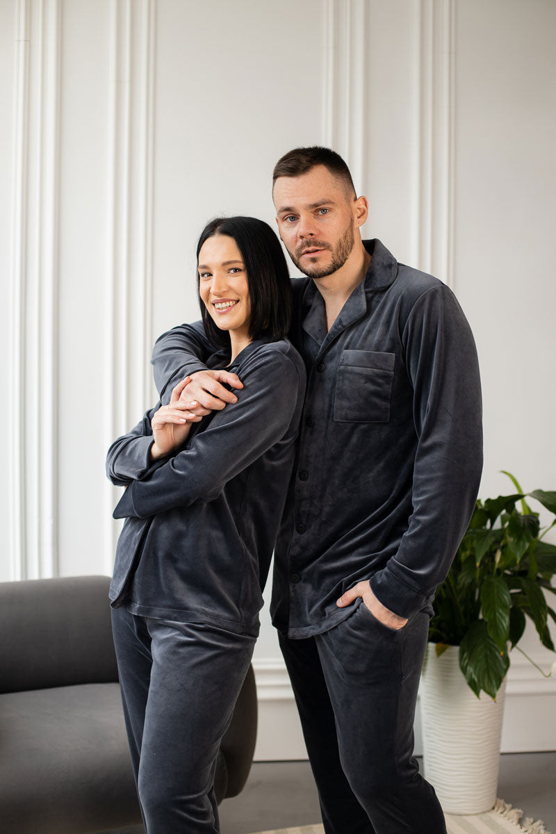 Чоловіча піжамна сорочка BOBRAND вільний крій