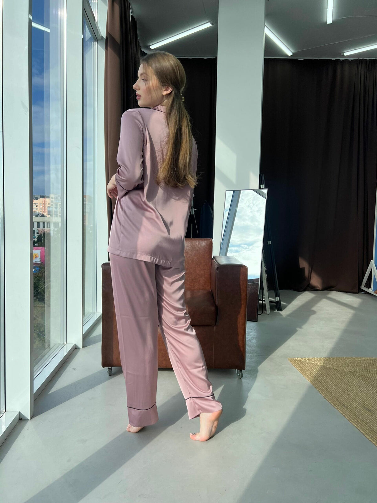 Застібка піжами BOBRAND крупним планом