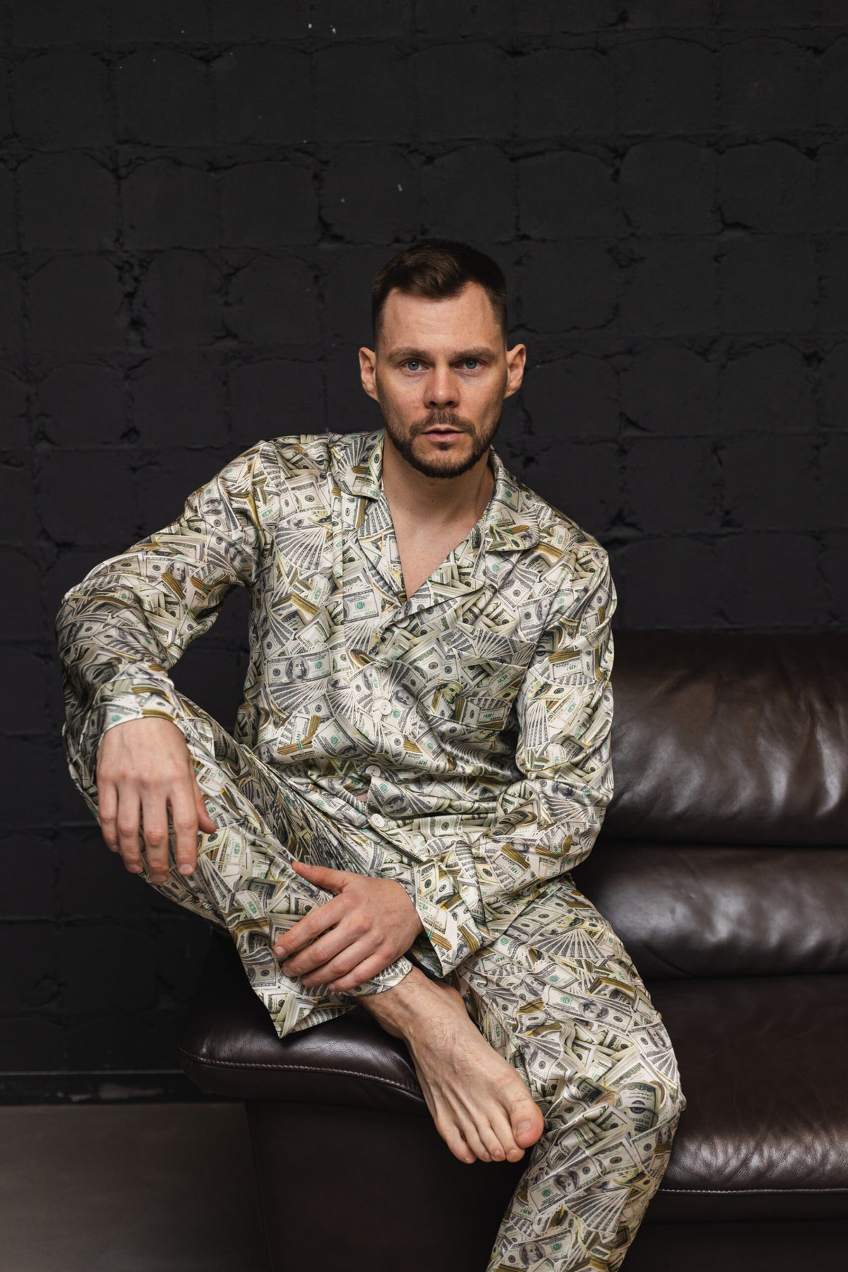 Чоловіча шовкова піжама BOBRAND з принтом «Долари» — фото 3