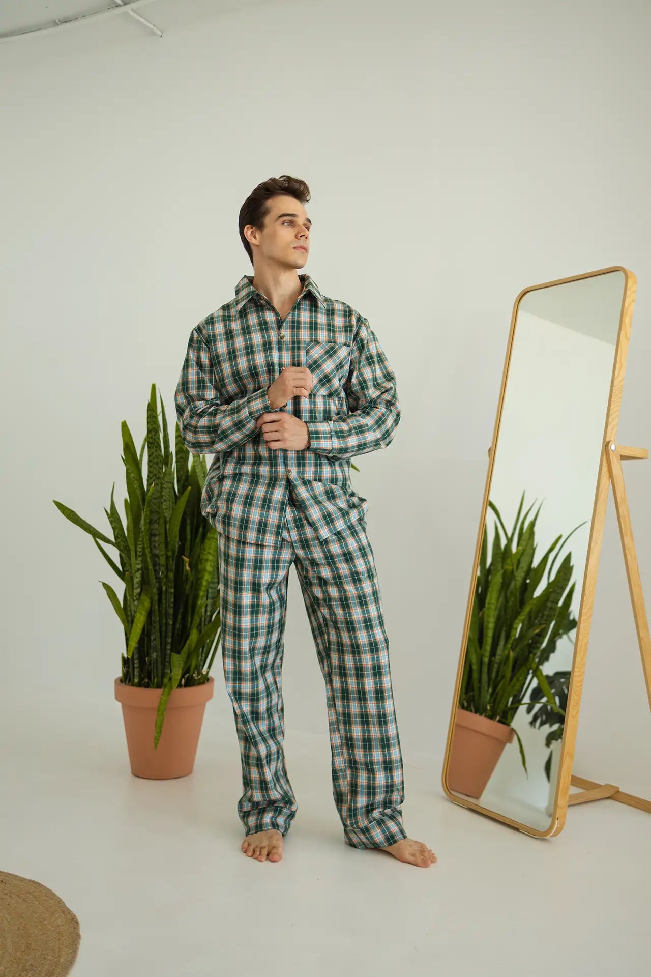 Піжама Чоловіча в клітинку, Сорочка та Штани. Тканина байка, колір зелениий клітинка