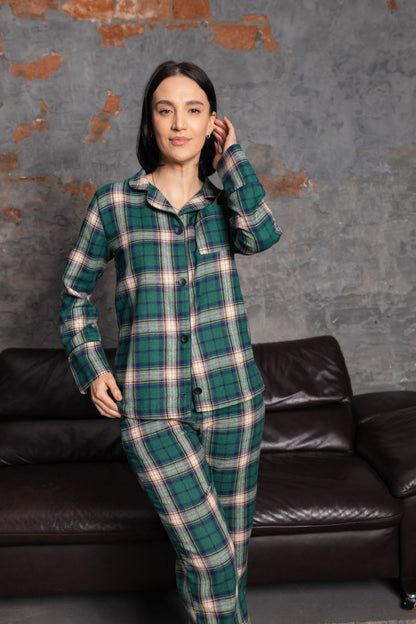 Парні піжами в клітинку фемілі лук з байки. Колір зелений