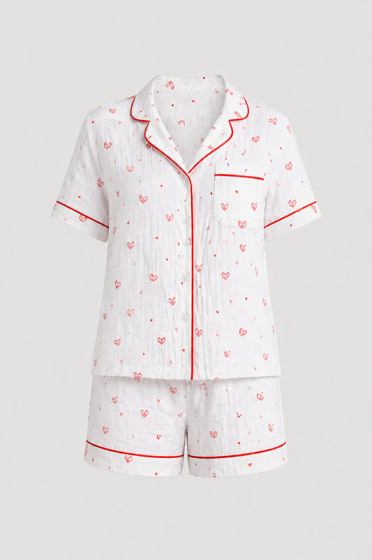 Жіноча муслінова піжама BOBRAND "Red heart" (з шортами, колір білий)