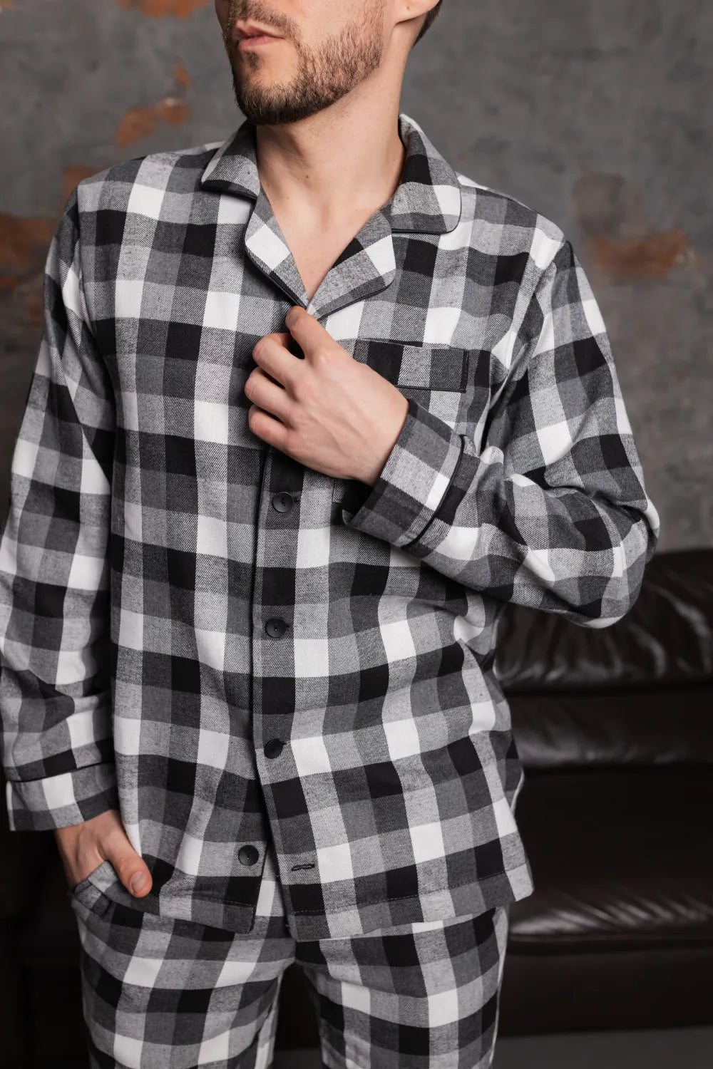 Чоловіча піжама в клітинку, тканина байка фланель, чорний і білий, тепла махрова піжама – ідеальна новорічна піжама для чоловіків.