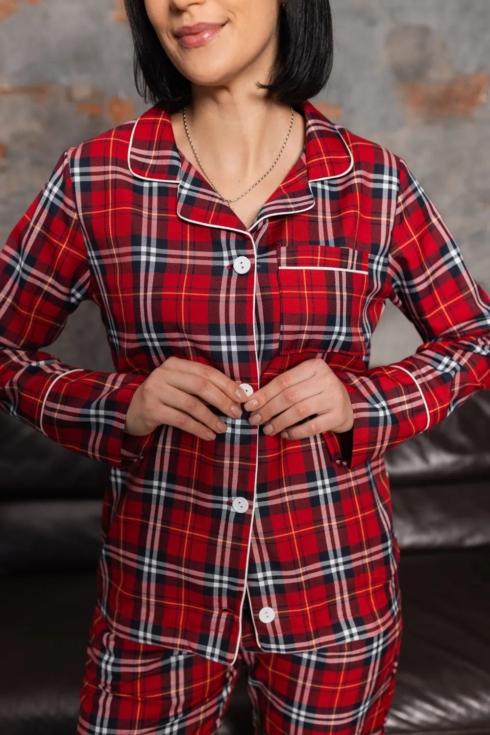 Тепла жіноча піжама в клітинку, колір Червоний БК з натуральної тканини. Комплект сорочка і штани.